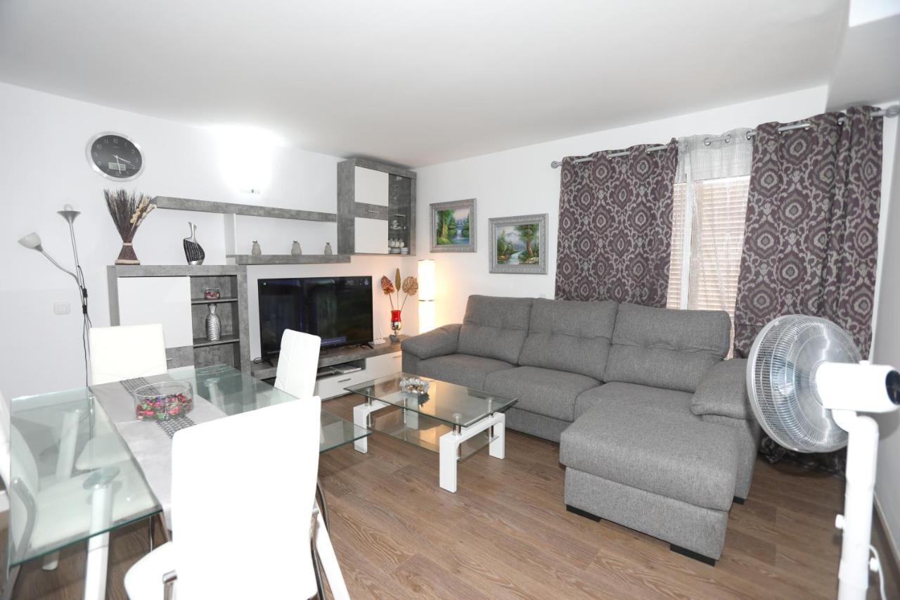 Keur Fina Apartment Costa De Antigua Luaran gambar